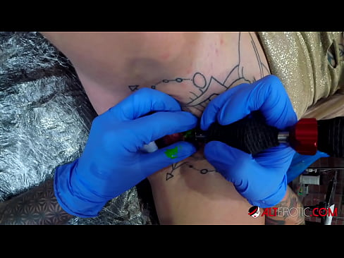 ❤️ Extremely tattooed hottie Sully Savage has a tattoo on her clitoris ❤ Fucking video at en-gb.pornovore.ru ️